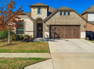2713 Trinity Trail Way, Fort Worth, TX 76118