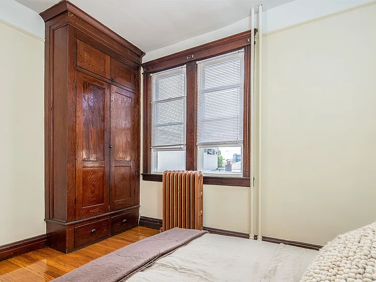 6415 Bergenwood Ave #1 — Photo 17