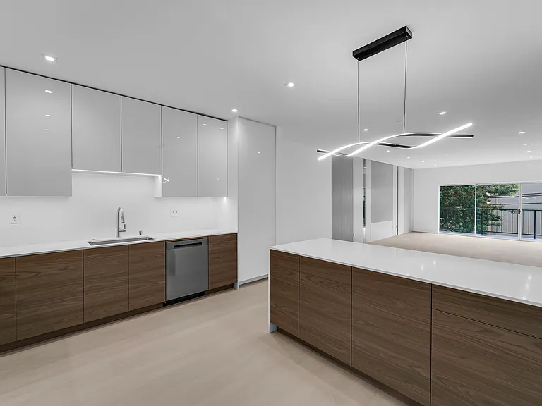 10630 Wilkins Ave — Photo 3
