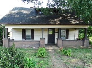 264 7th Ave SW, Hickory, NC 28602