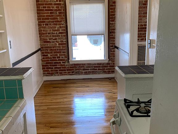 5th image of 2034 Argyle Ave APT 203
