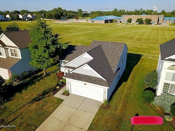 2nd image of 5776 Hickory Hill Ct SE