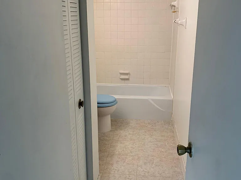 1700 SW 16th Ct #A6 — Photo 2