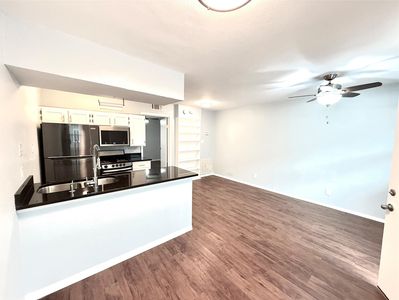 2401 Manor Rd APT 132, Austin, TX, 78722