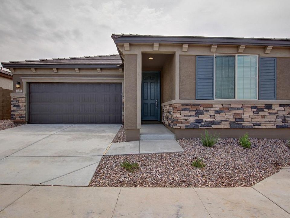 1st image of 327 N Calle Largo