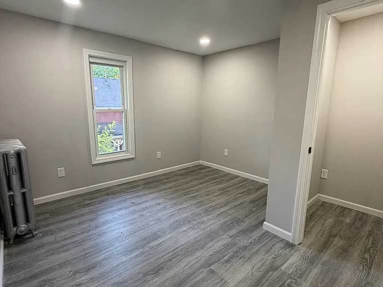 179 Sargeant St #2 — Photo 6