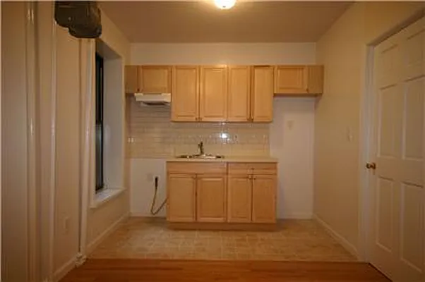 Rented by Fenwick Keats Real Estate | media 25