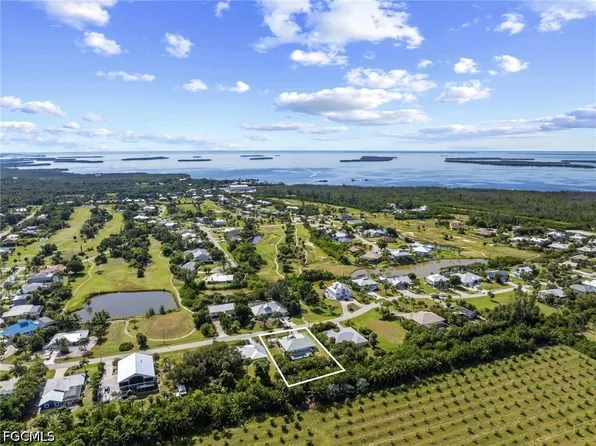 7660 Grande Pine Rd, Bokeelia, FL 33922