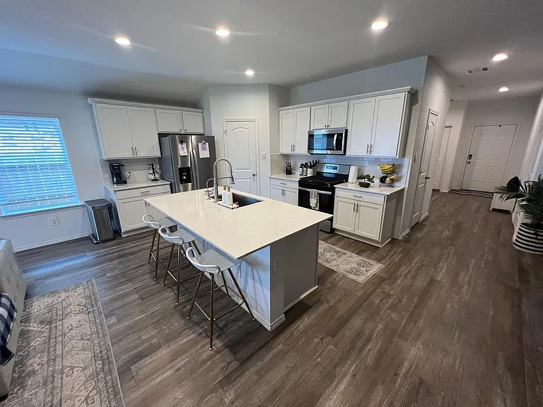 5017 Almond Terrace Dr — Photo 5