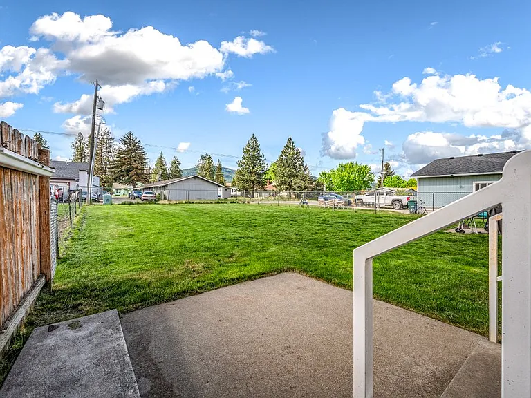 1812 E Coeur D Alene Ave #B — Photo 20