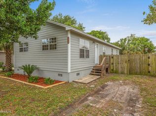 930 2nd Ave S, Jacksonville Beach, FL 32250