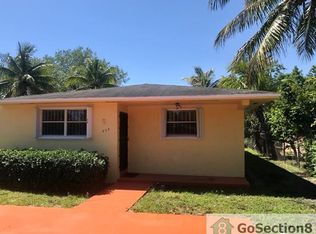 864 NW 107th St, Miami, FL 33168