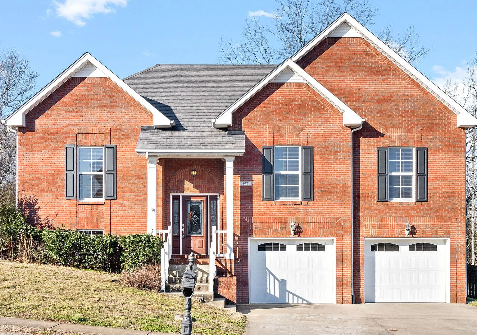 955 Terraceside Cir* — Photo 3