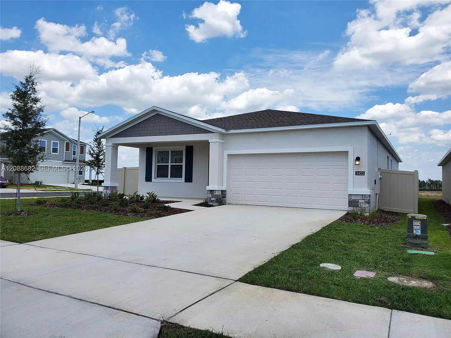 5 bed, 3.0 bath, $2,400 — Photo 3