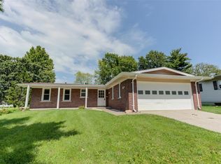2516 Mayer Dr, Saint Charles, MO 63301