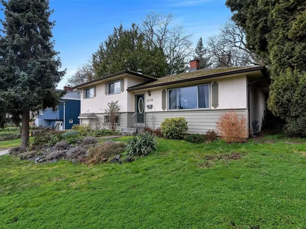 3410 Browning St, Saanich, BC V8P 4E1