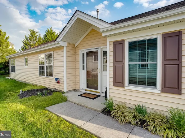 13 Wintergreen Way, Sewell, NJ 08080