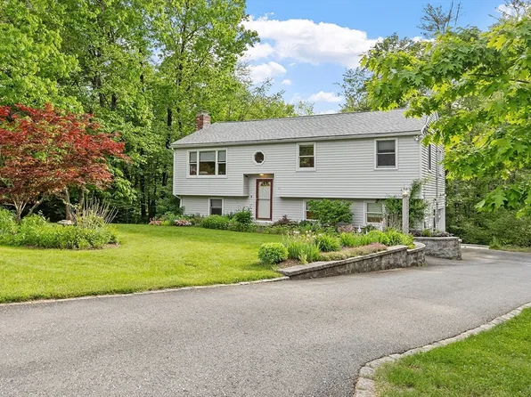 43 Edward Rd, Townsend, MA 01469