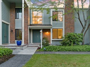 1652 Bonniebrae Dr, Lake Oswego, OR