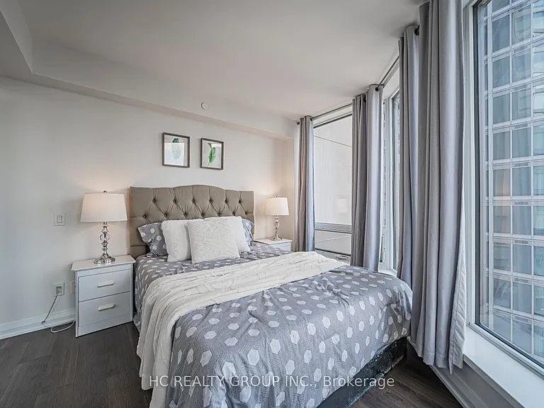 155 Yorkville Ave #2014 — Photo 6