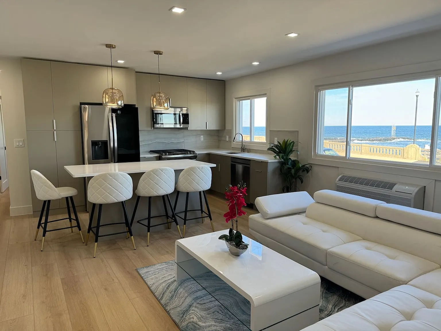 One Ocean Residences — Photo 1