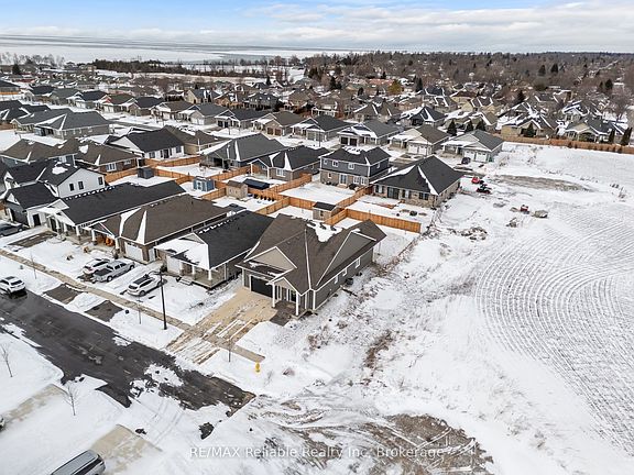 3rd image of 134 Severn Dr