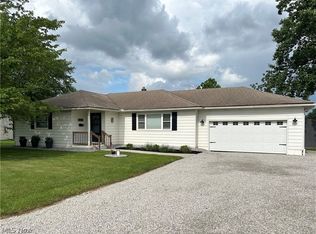 4572 Fredericksburg Rd, Wooster, OH 44691