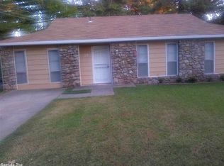 19 Applegate Ct, Little Rock, AR 72209