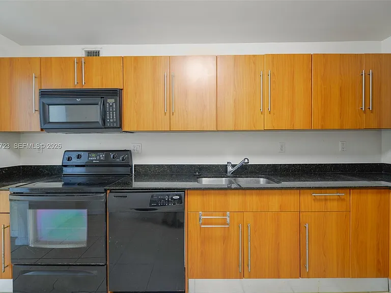 3001 S Ocean Dr #749 — Photo 9