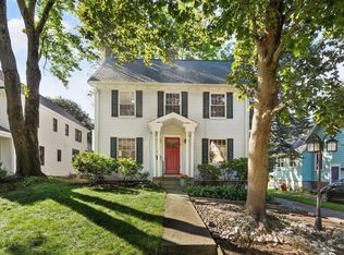 34 Outlook Dr, Lexington, MA 02421