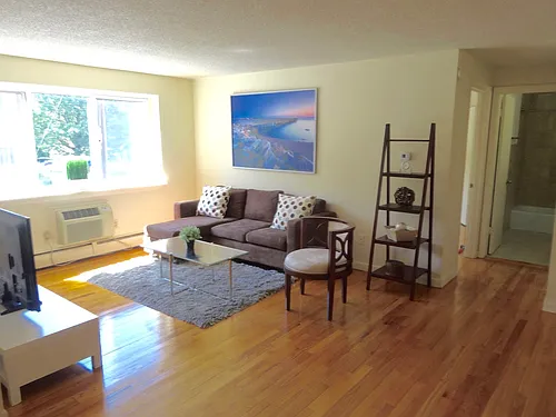 Boardman Condominiums of Bristol, CT Photo 1