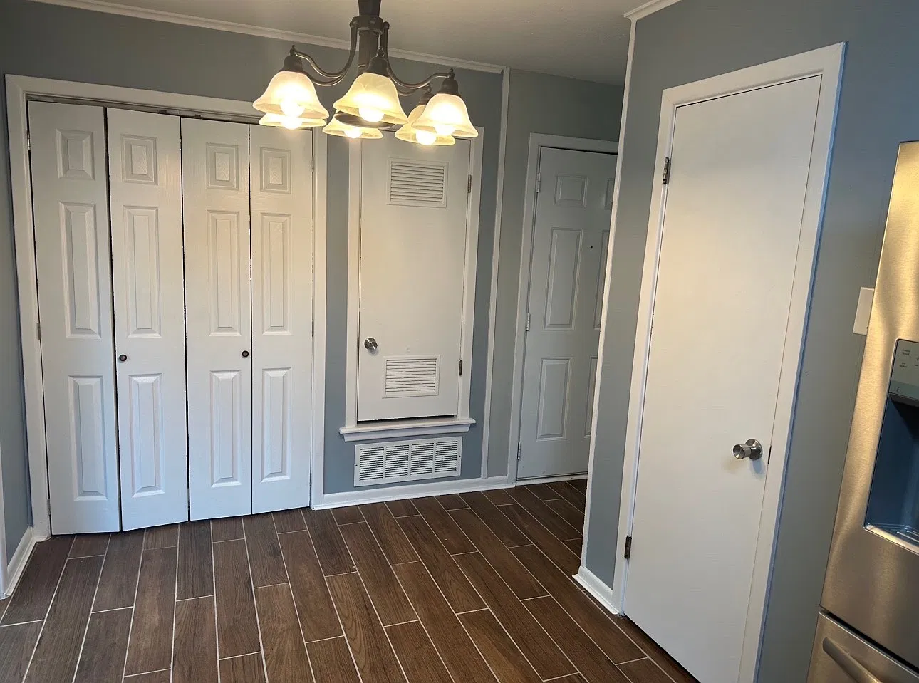 4311 Jan Cir — Photo 3