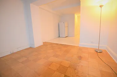 Rented by Manhattan Realty Group