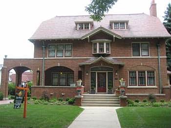 1st image of 3036 N Marietta Ave