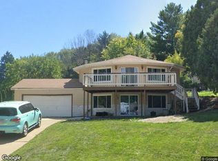 2811 Bemis St, Janesville, WI 53548