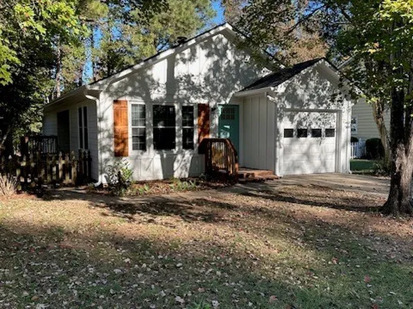 145 GREENWOOD Lane, Athens, GA 30605