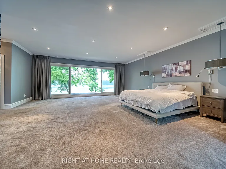 44 Royal Henley Blvd — Photo 28