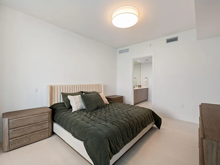 153 N Seabreeze Blvd #1903 — Photo 14