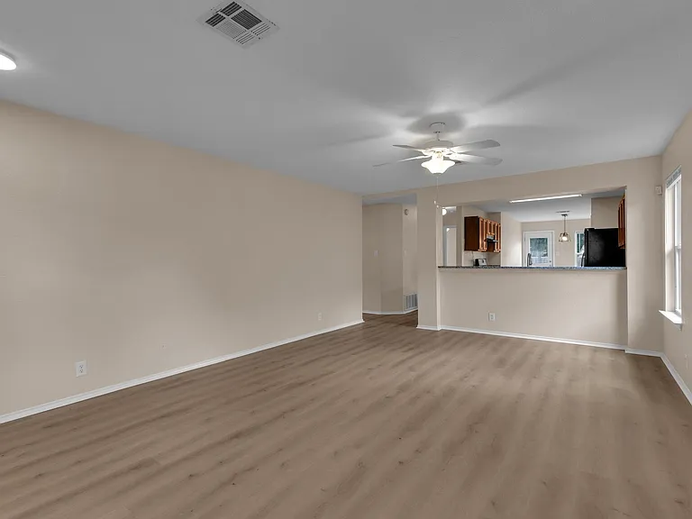 111 David Dr — Photo 5