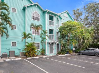 3002 W Cleveland St UNIT B12, Tampa, FL 33609