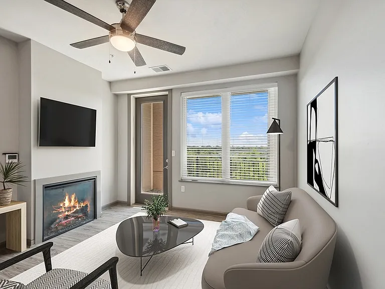 Arrive Brentwood I & II — Photo 2