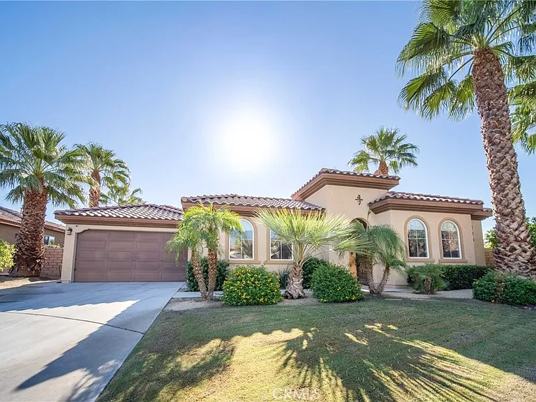 40834 Adriatico Ct — Photo 64