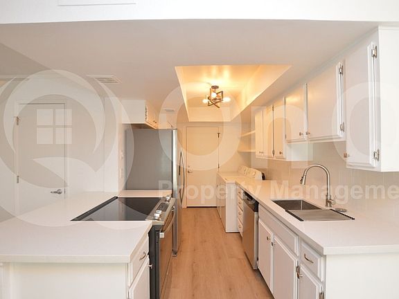 3rd image of 1817 E Hayward Ave Unit 2