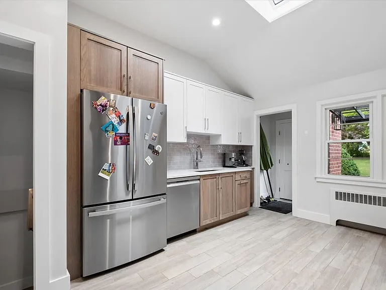 54 Park Cir — Photo 22