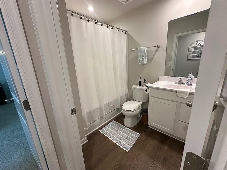 1441 Burgundy Bluff Ln — Photo 13