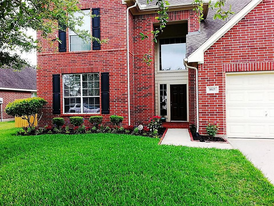 1st image of 1611 Autumn Springs Dr