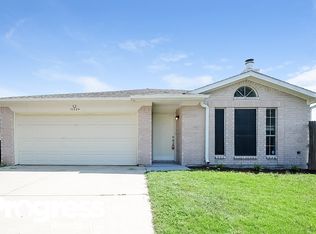 10224 Maverick Dr, Fort Worth, TX 76108