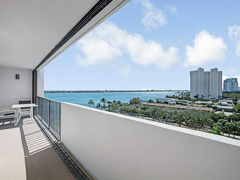 5600 N Flagler Dr #804 — Photo 37