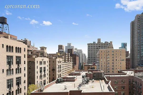 Sold by Corcoran | media 27