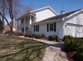 3127 Fenceline Rd, Racine, WI 53406